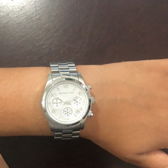 Michael Kors Silver Watch - Picture 4 of 5